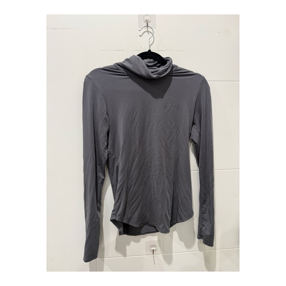 Aritzia Grey Turtleneck